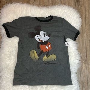 NEW Walt Disney world Mickey Mouse short sleeve ringer t-shirt size kids M